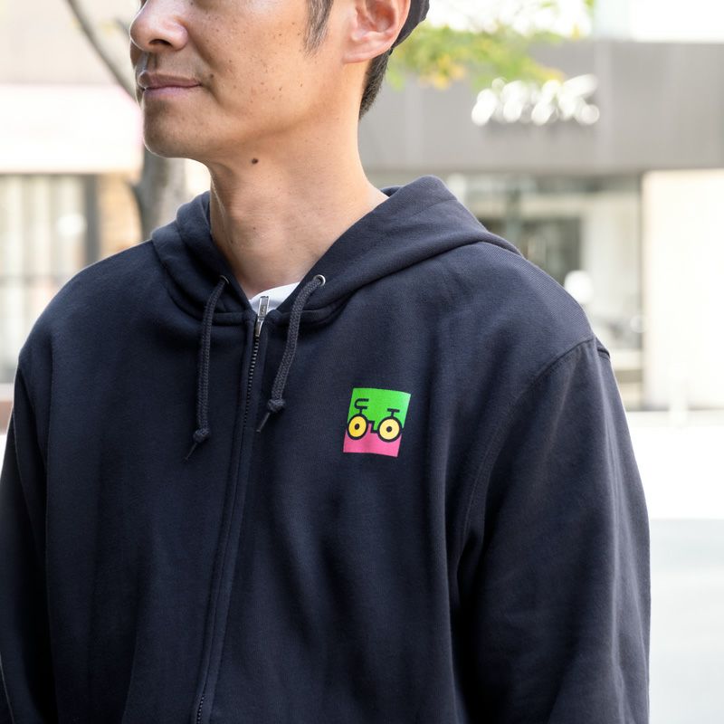 アップルサガラ刺繍パーカー – Ha-Li-C STORE（ハリックストア