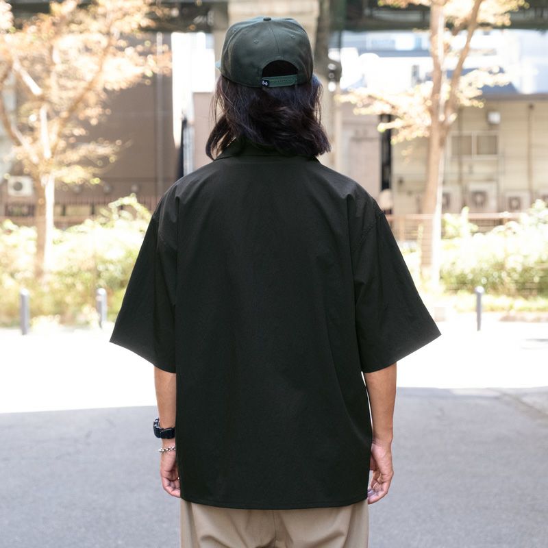 THE SHISHIKUI オープンカラー ブラックシャツ THE SHISHIKUI オープンカラー ブラックシャツ